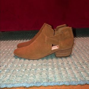 Brown dolce vita brown leather ankle booties